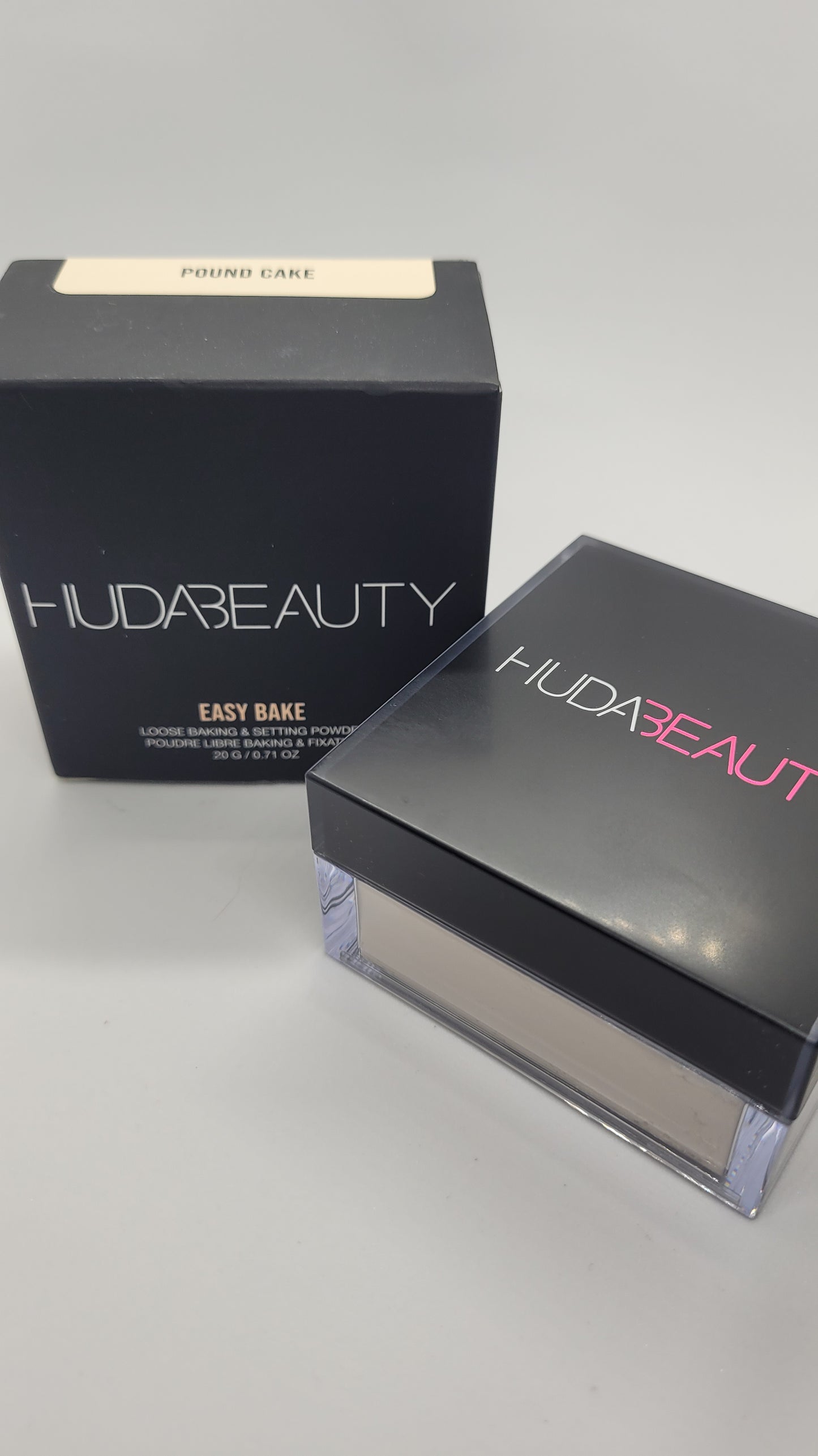 HUDA BEAUTY EASY BAKE LOOSE POWDER Pound Cake 20G